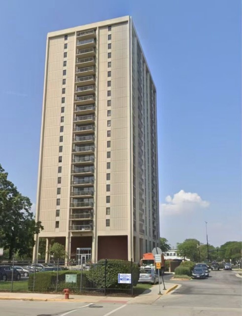 2901 S Michigan Avenue Unit 1809 — photo