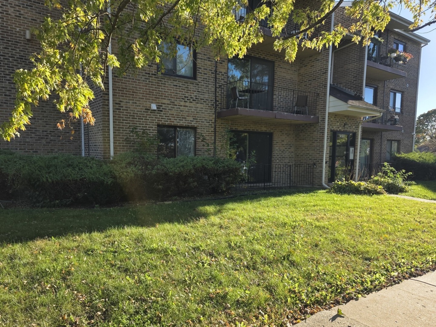 7315 Tiffany Drive Unit 1a — photo