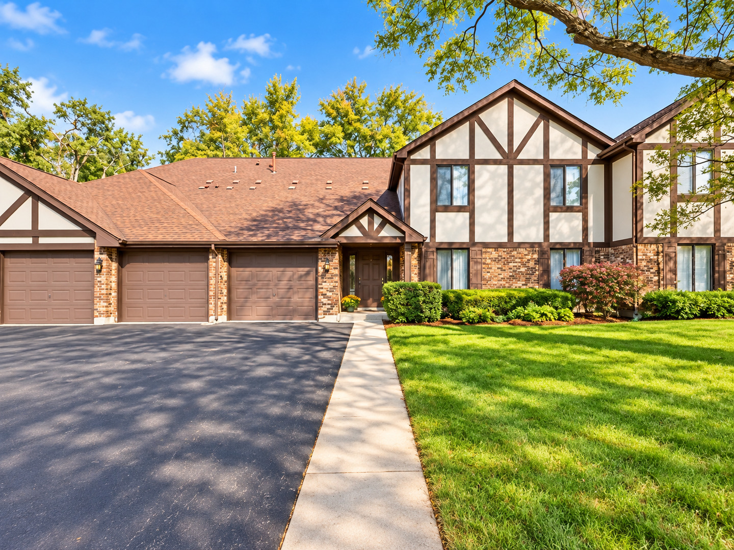1021 Harbour Court Unit 2Bl — photo