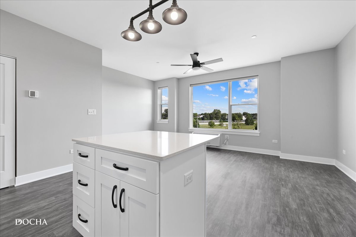 Home in North Aurora, IL 60542 — photo 3
