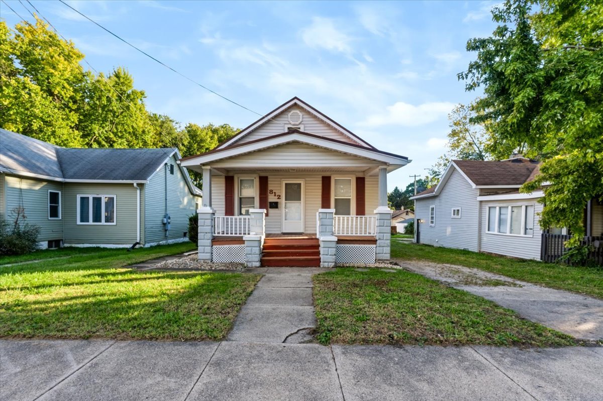 812 W Olive Street — photo