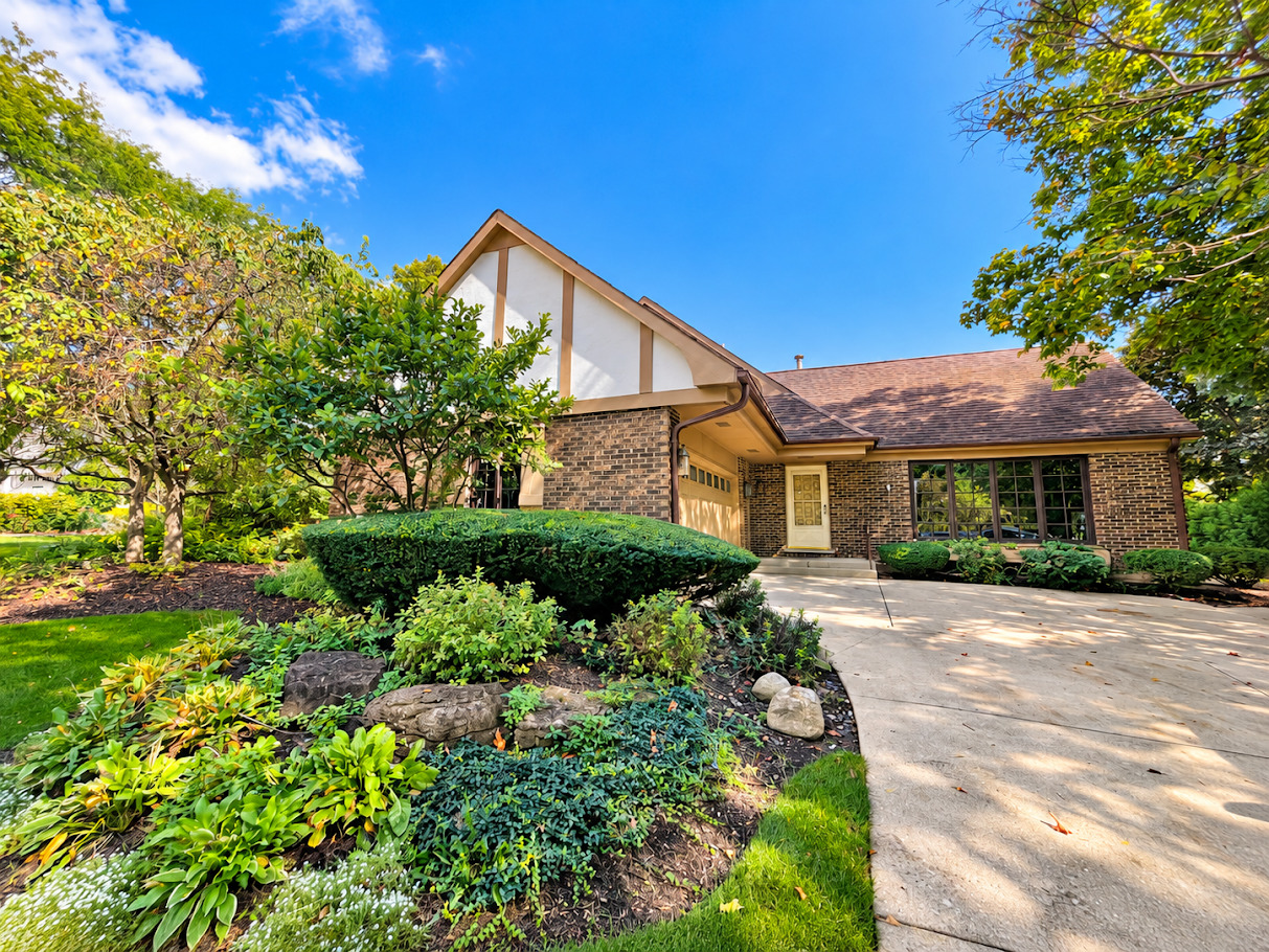 3 Alexandria Drive — photo