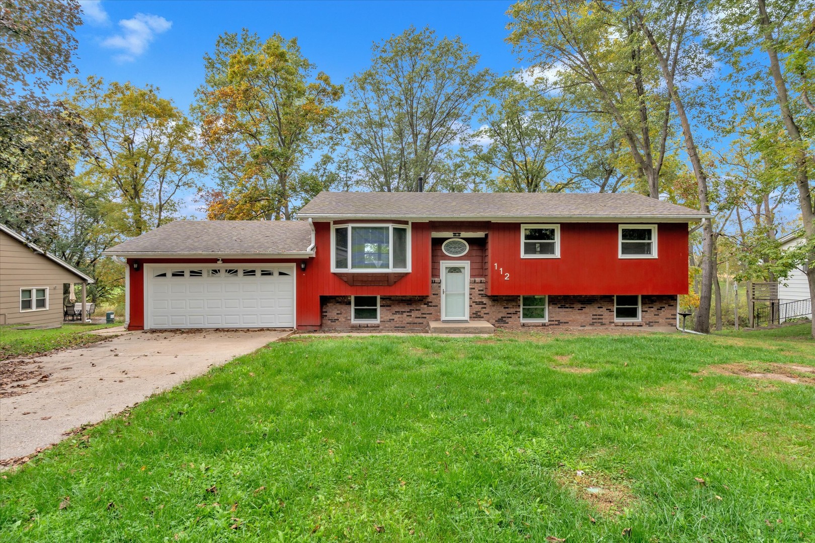 112 Hillcrest Drive — photo