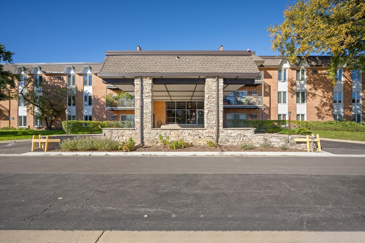 4248 Saratoga Avenue Unit 207 — photo
