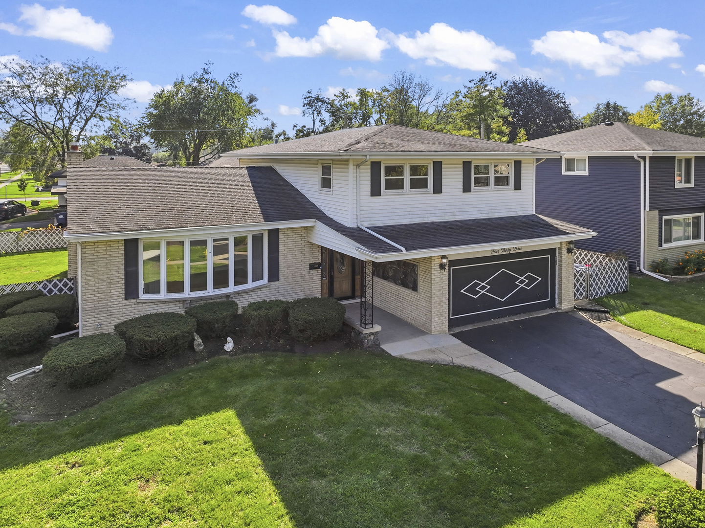 433 Kinkaid Court — photo