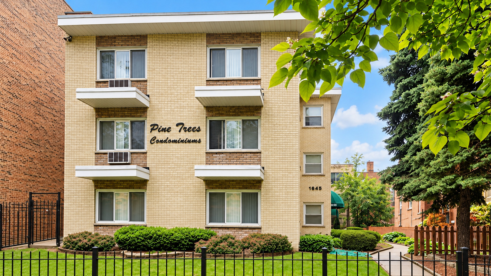 1645 W Farwell Avenue Unit 3B — photo