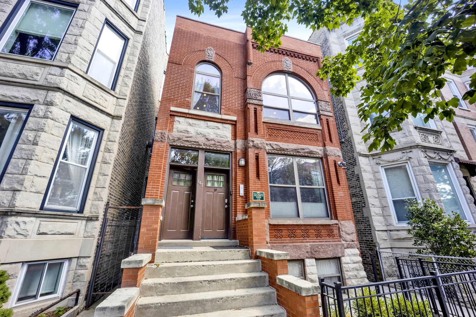 847 N Damen Avenue Unit 2F — photo
