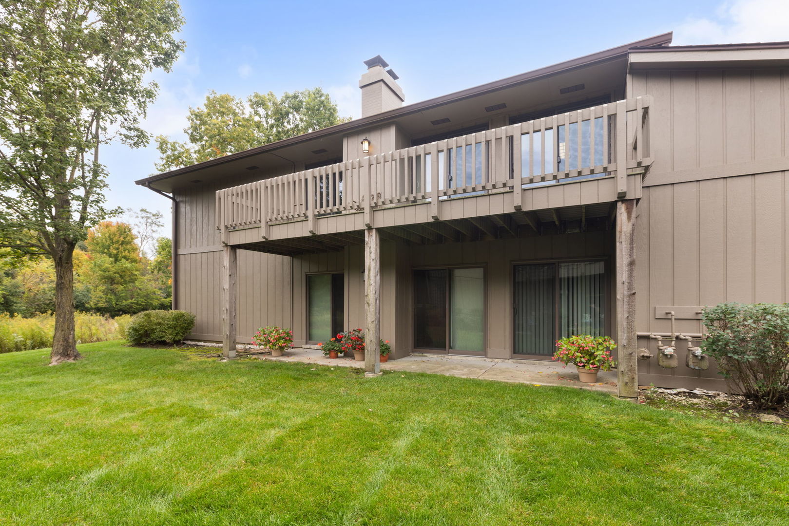 29W381 Emerald Green Drive Unit H — photo