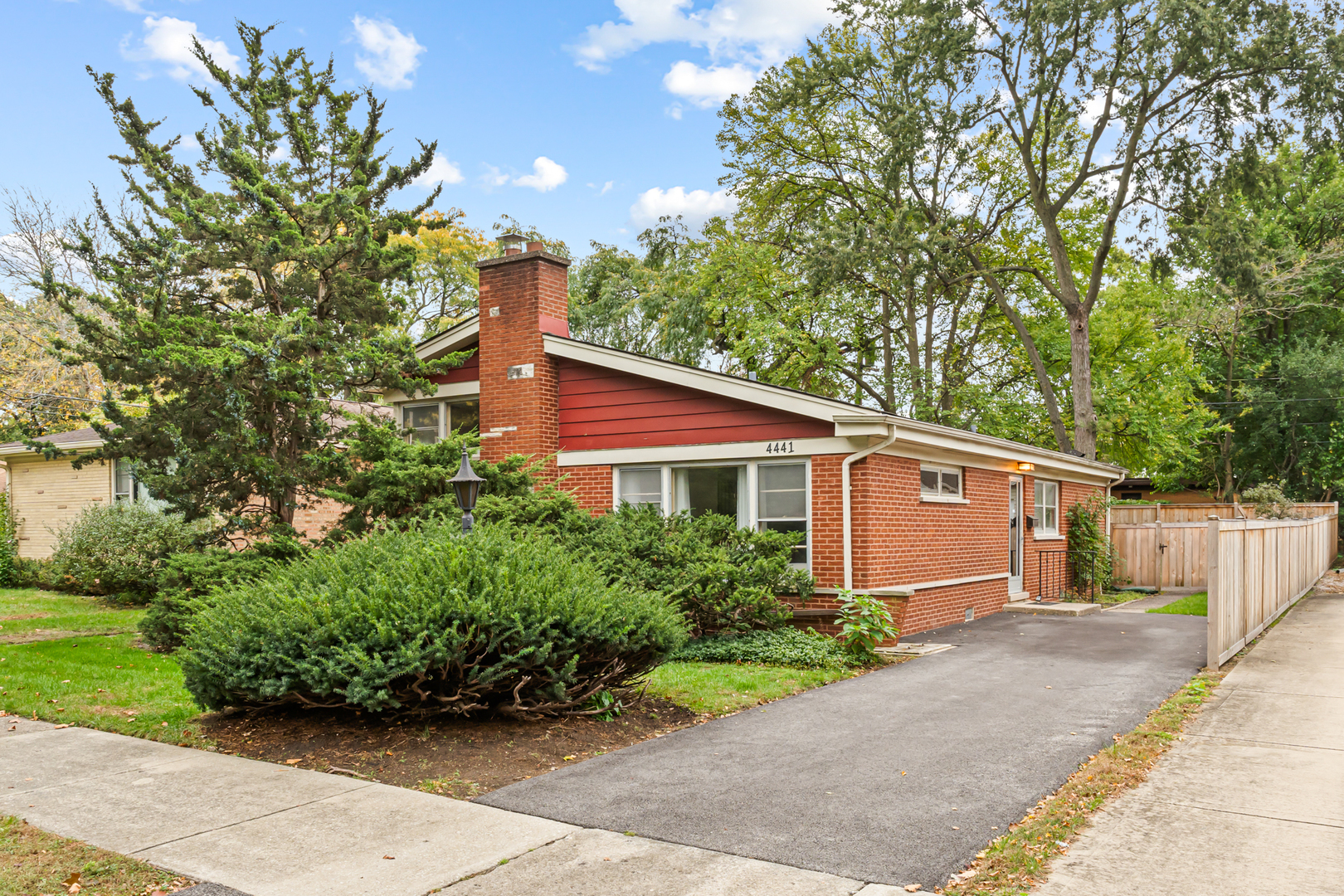 4441 Foster Street — photo
