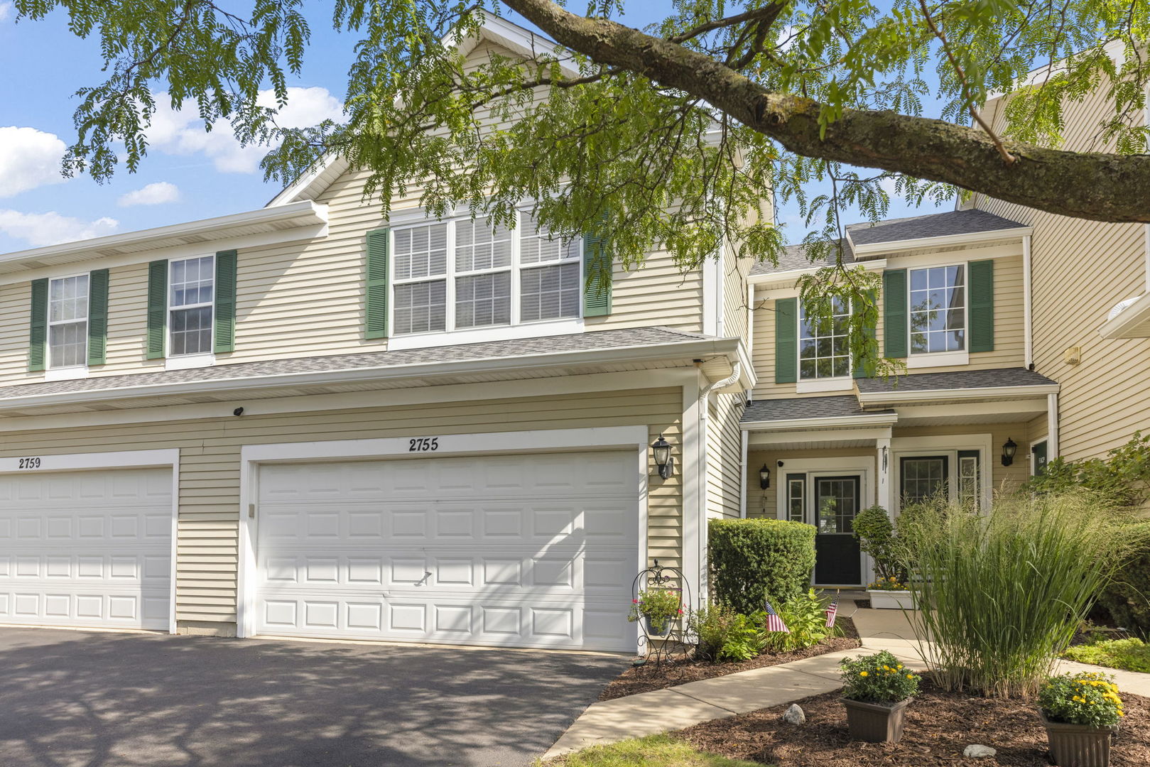 2755 Mcclennan Court — photo