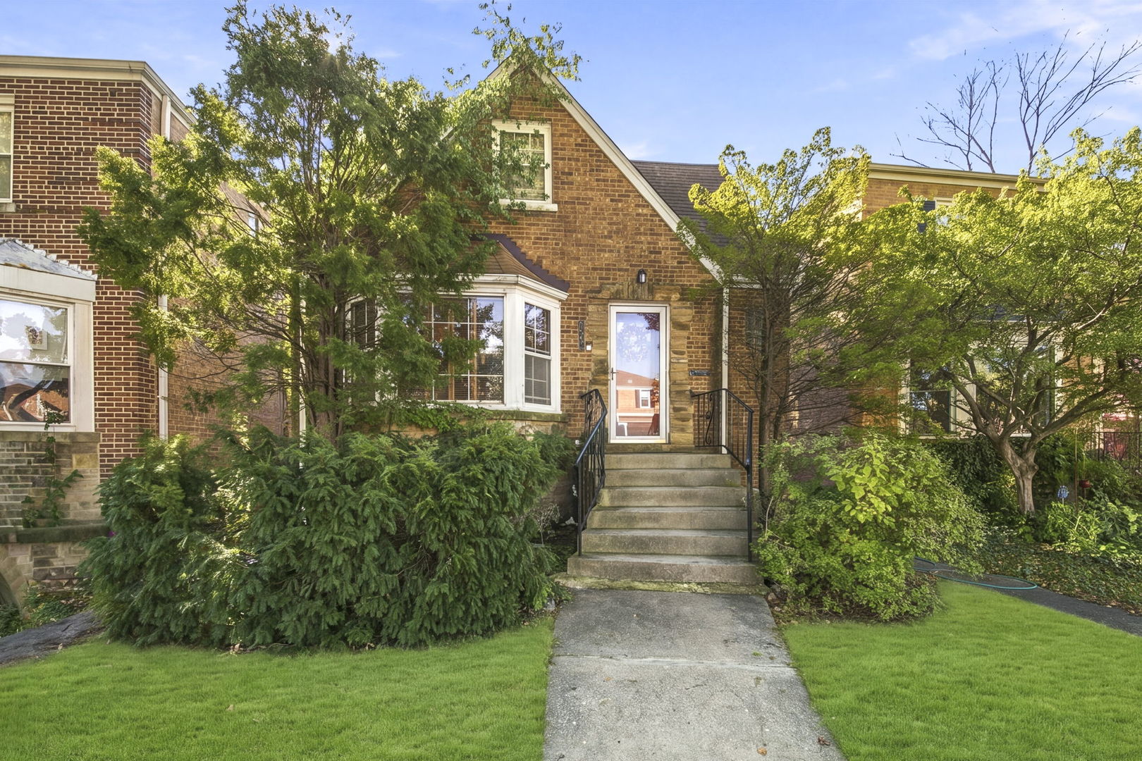 2919 W Jerome Street — photo