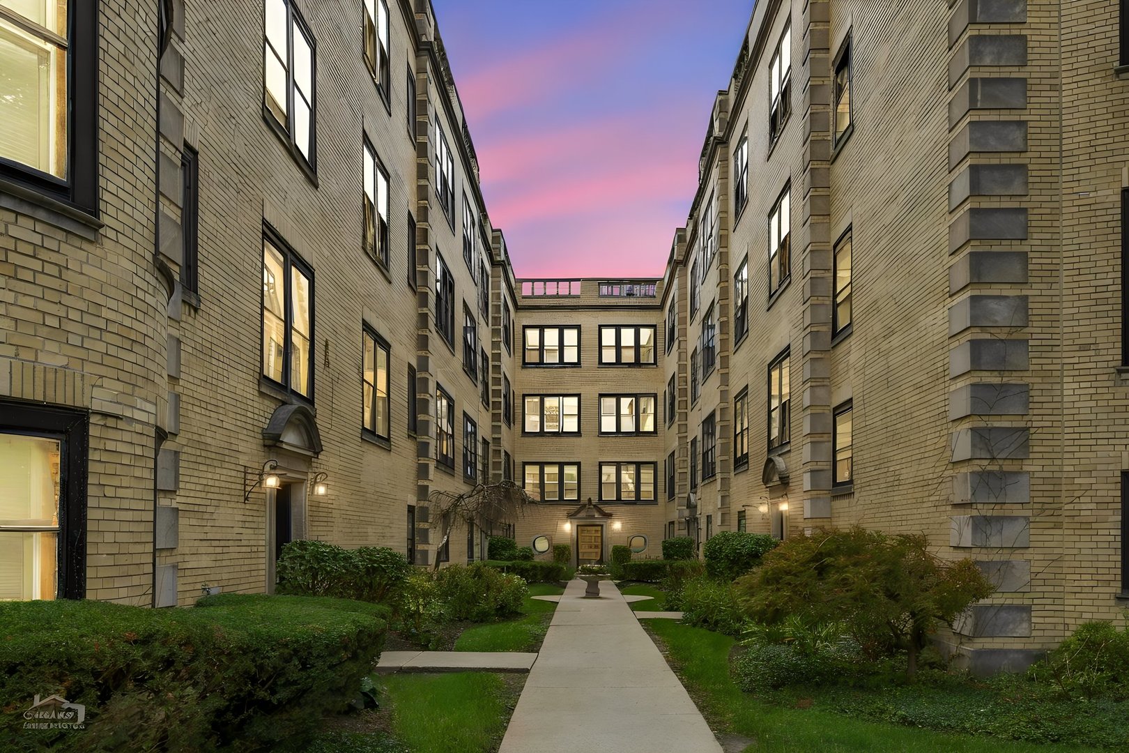 2540 N Kedzie Boulevard Unit 308 — photo