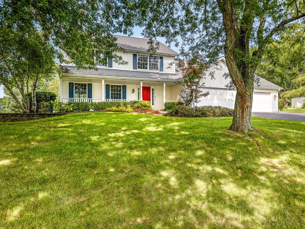 10230 Heatherridge Lane — photo