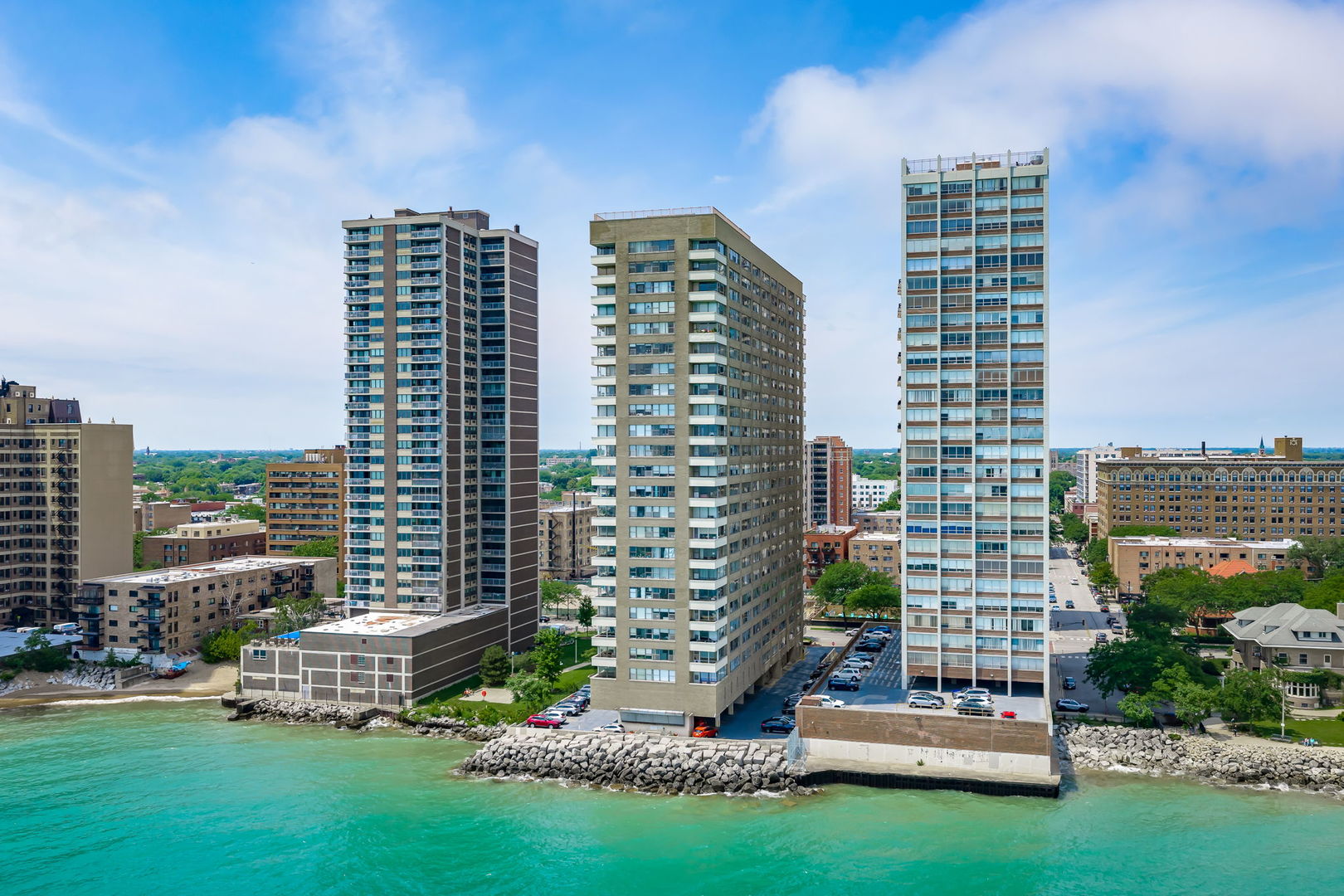 6157 N Sheridan Road Unit 6G — photo