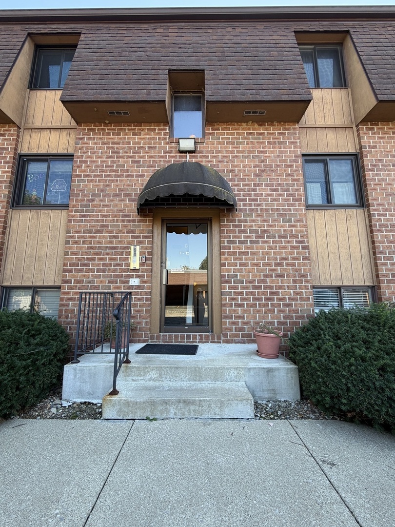 1010 Arlene Court Unit 7 — photo