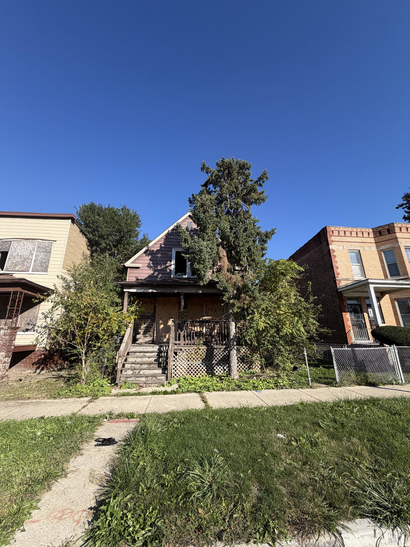 11847 S Lafayette Avenue — photo