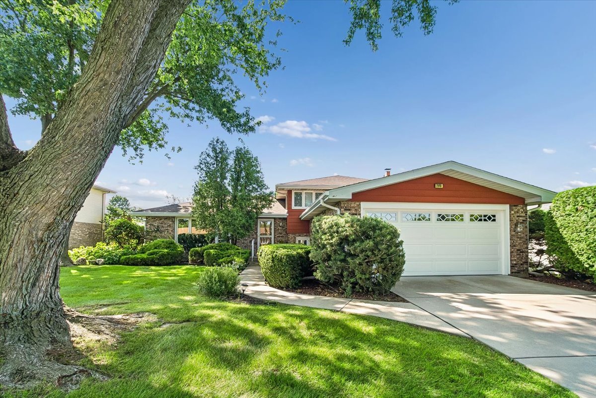 7949 Sycamore Drive — photo