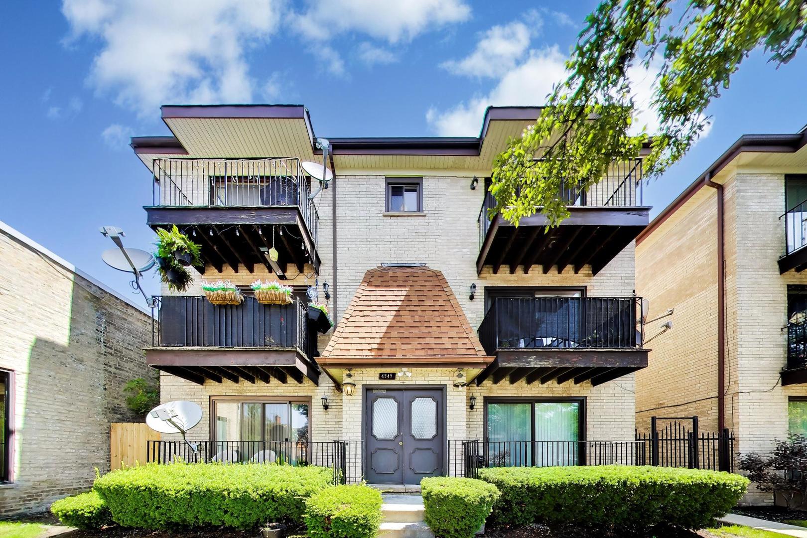 4545 N Milwaukee Avenue Unit 6D — photo