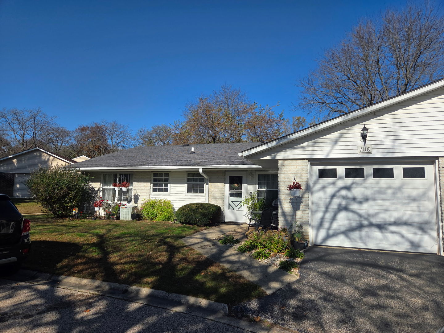 7118 Lexington Lane Unit 180 — photo