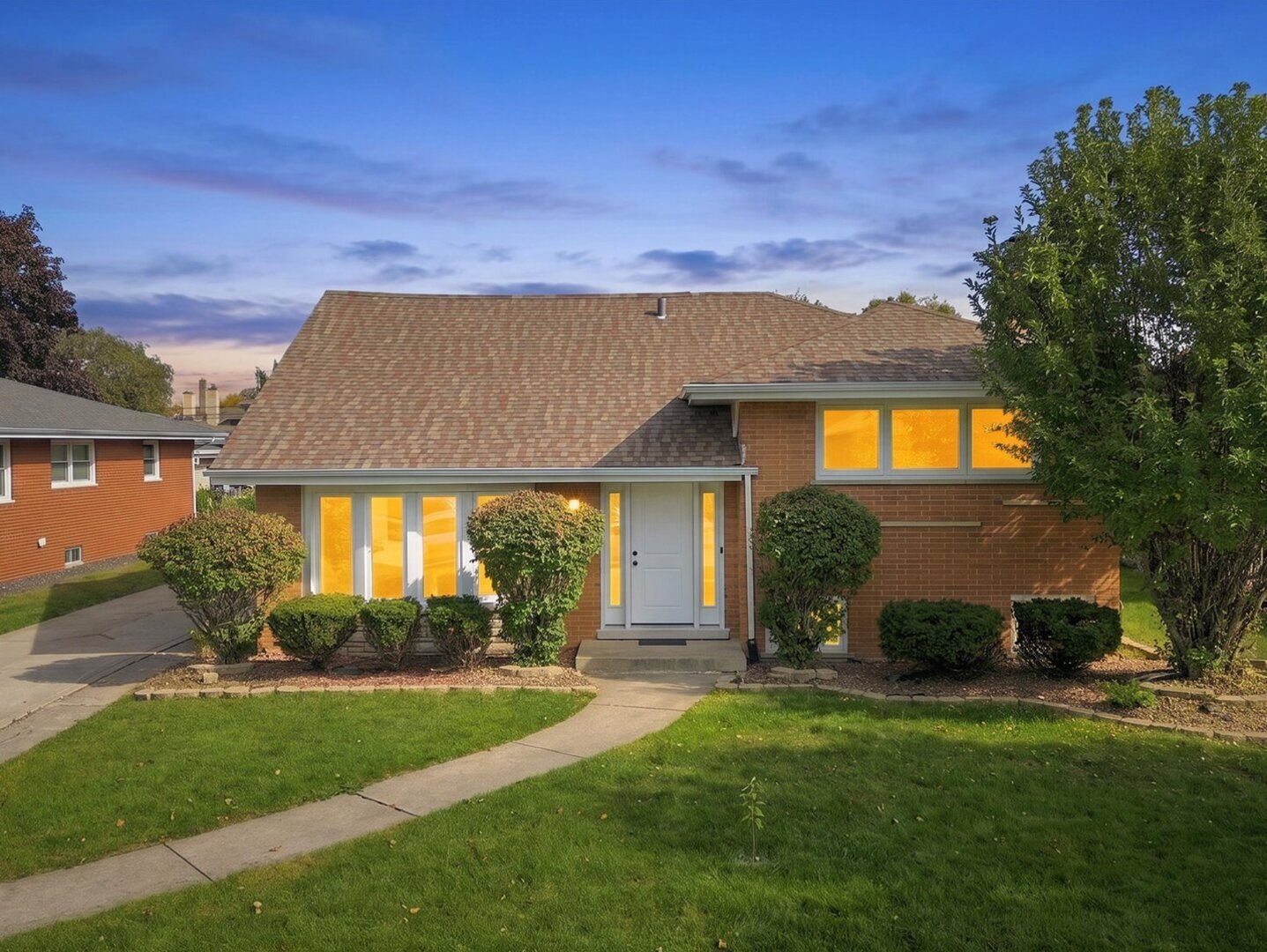 10029 Kedvale Avenue — photo