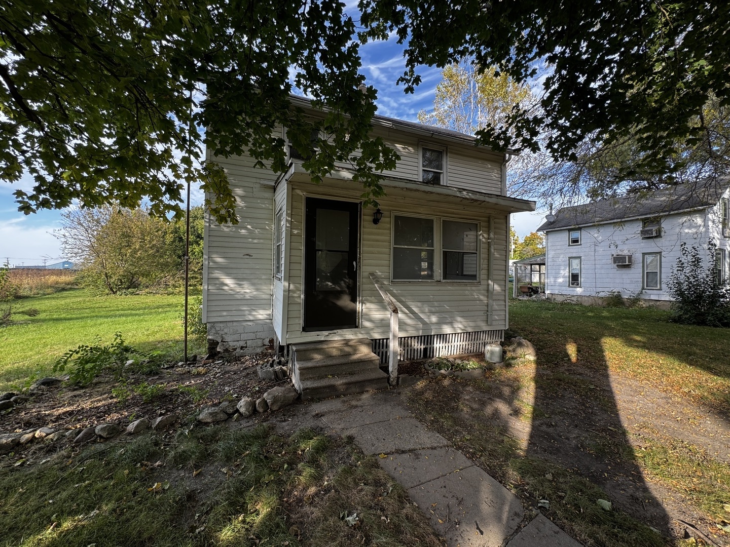 204 E Cherry Street — photo