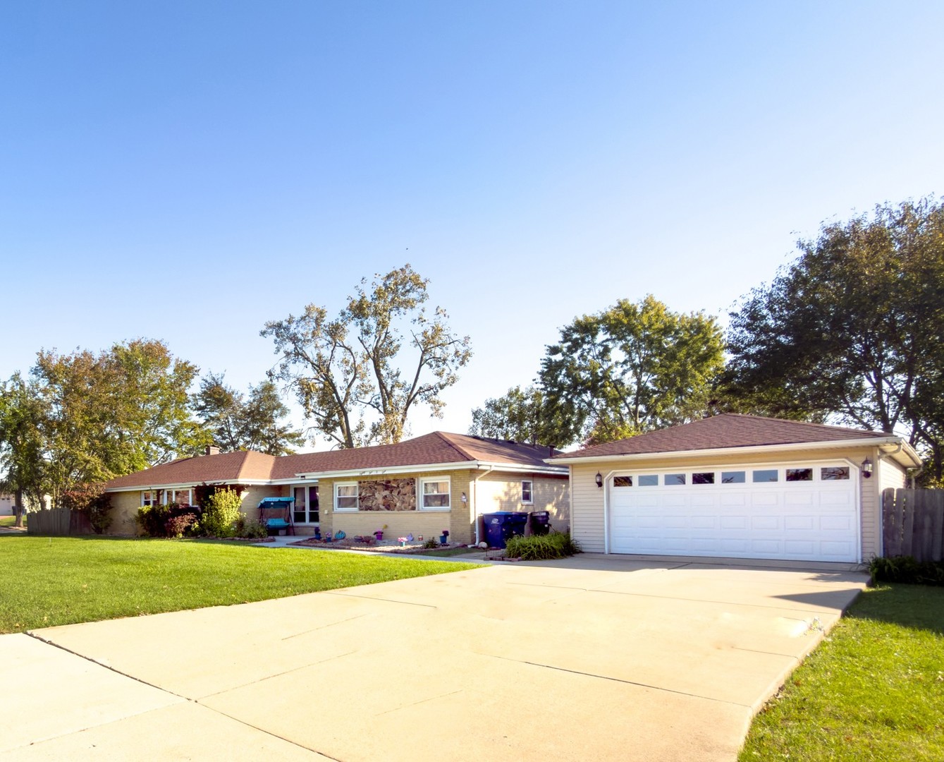 8501 S 82nd Court — photo