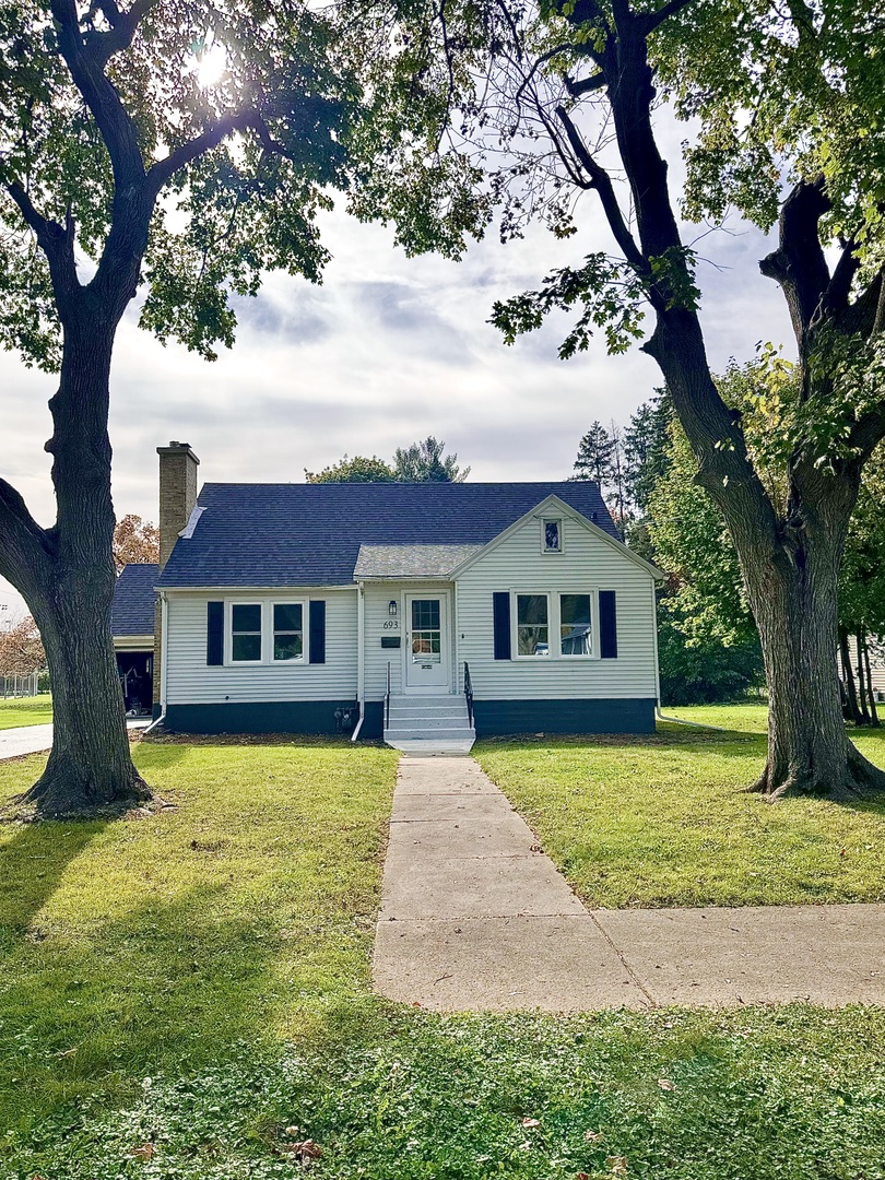 693 Enterprise Street — photo