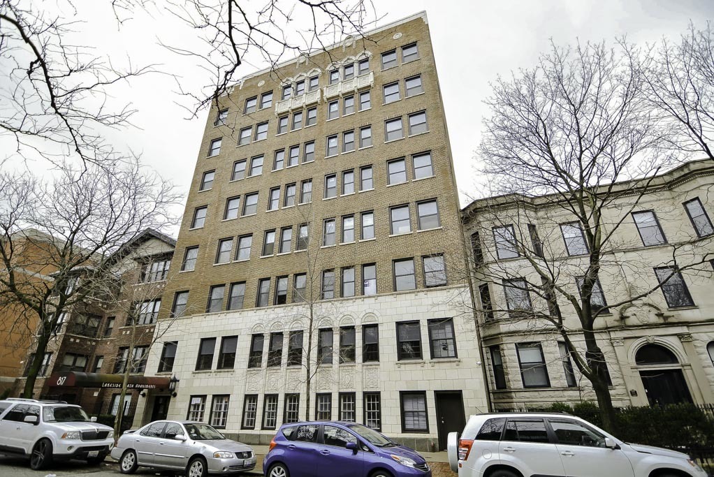 817 W Lakeside Place Unit 503 — photo