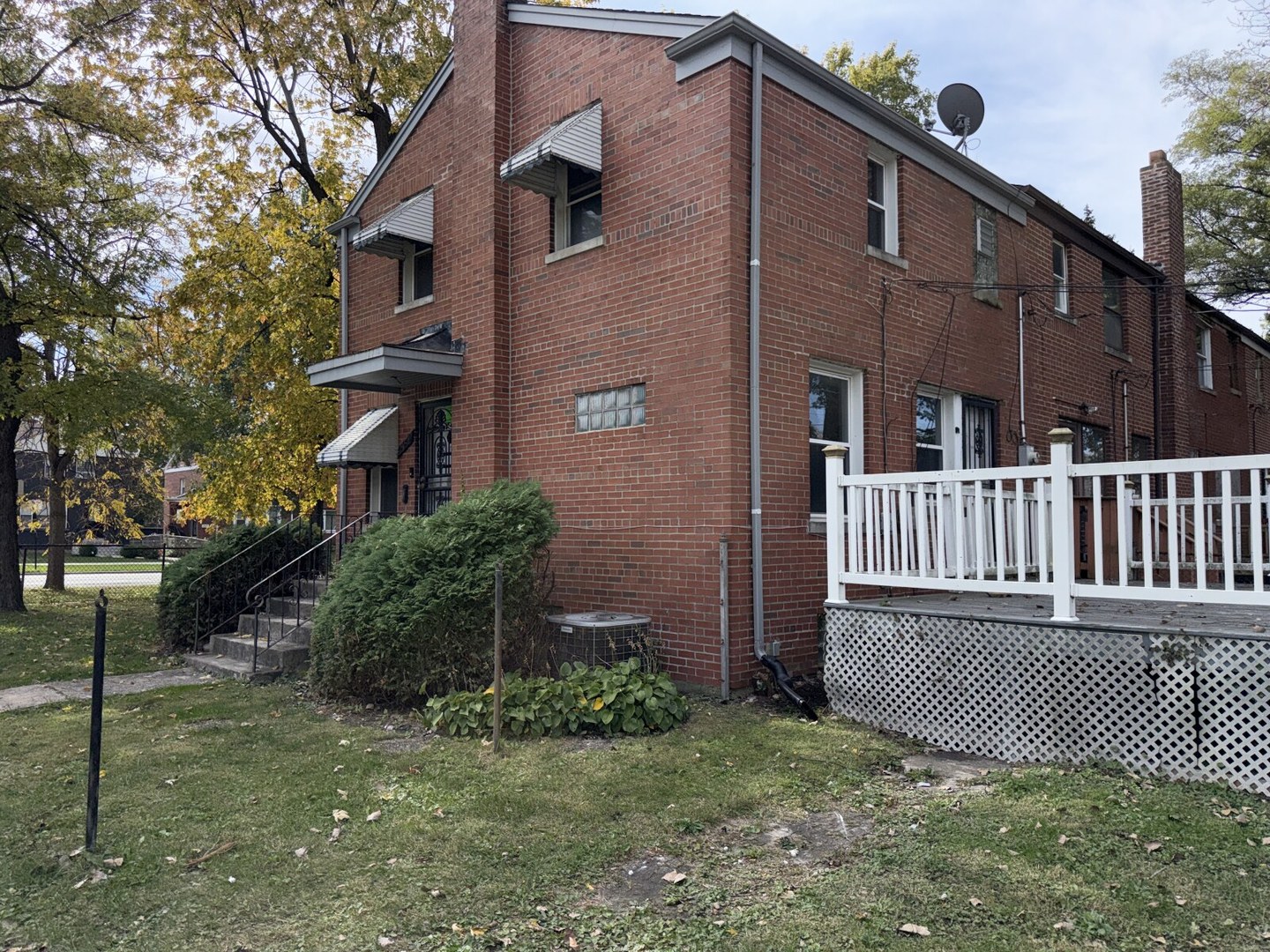 2152 E 100th Street, Chicago, IL 60617 — photo 2