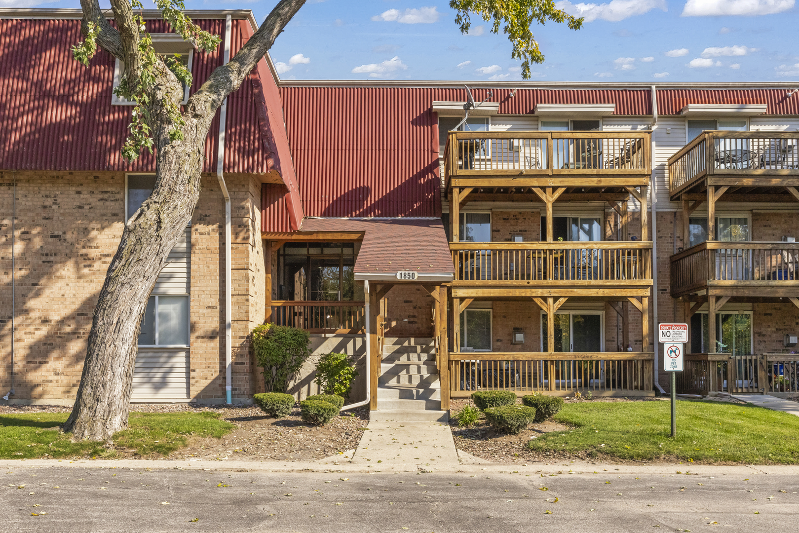 1850 Tall Oaks Drive Unit 1201 — photo