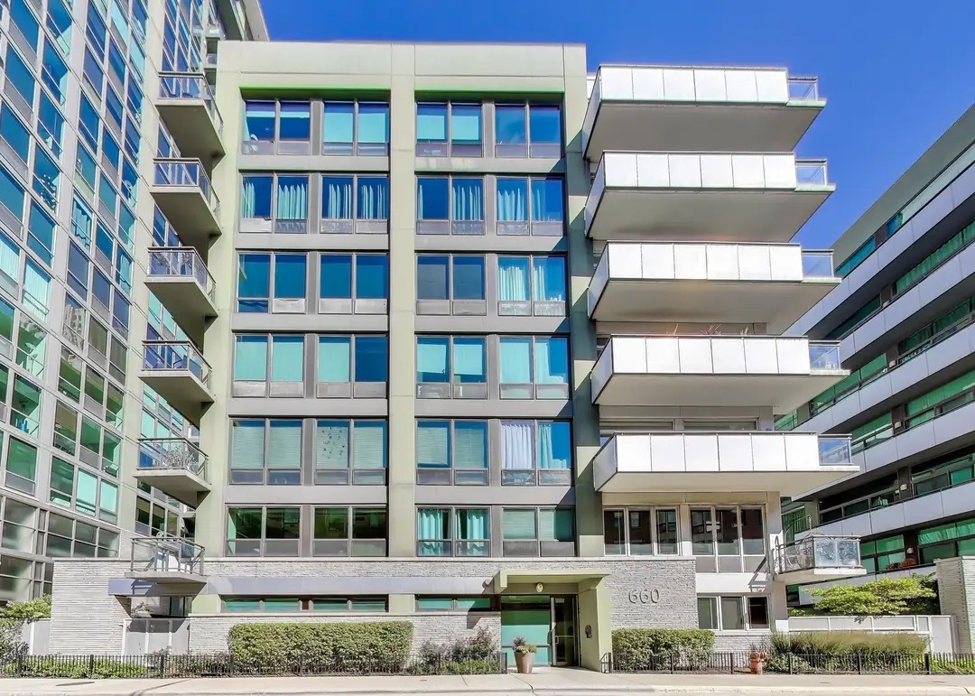 660 W Wayman Street Unit 705B — photo