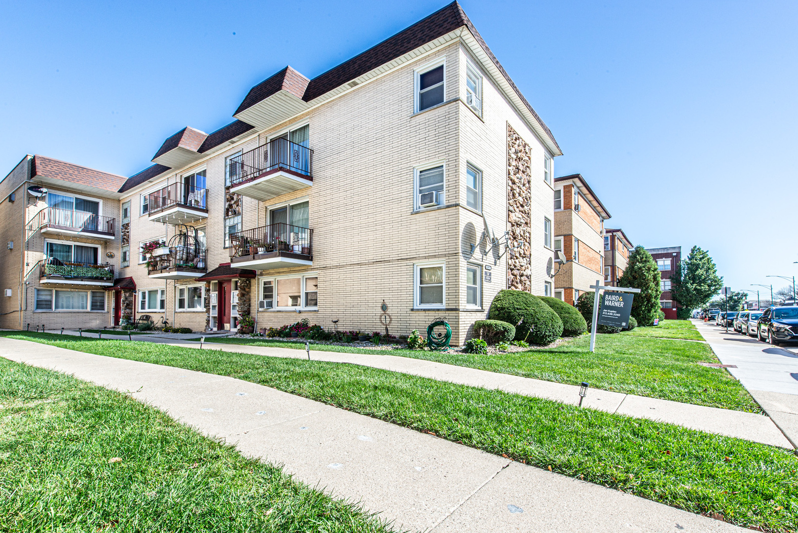 6249 N Northwest Highway Unit 3N — photo