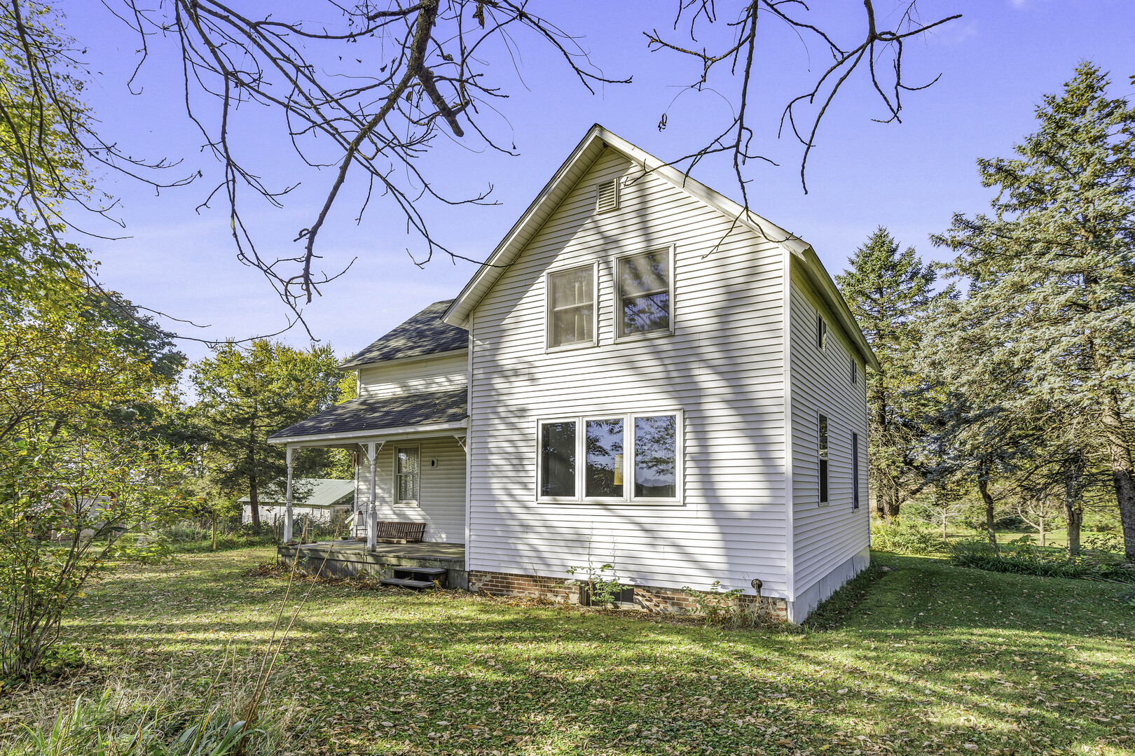 379 Hedge Road, Compton, IL 61318 — photo 2