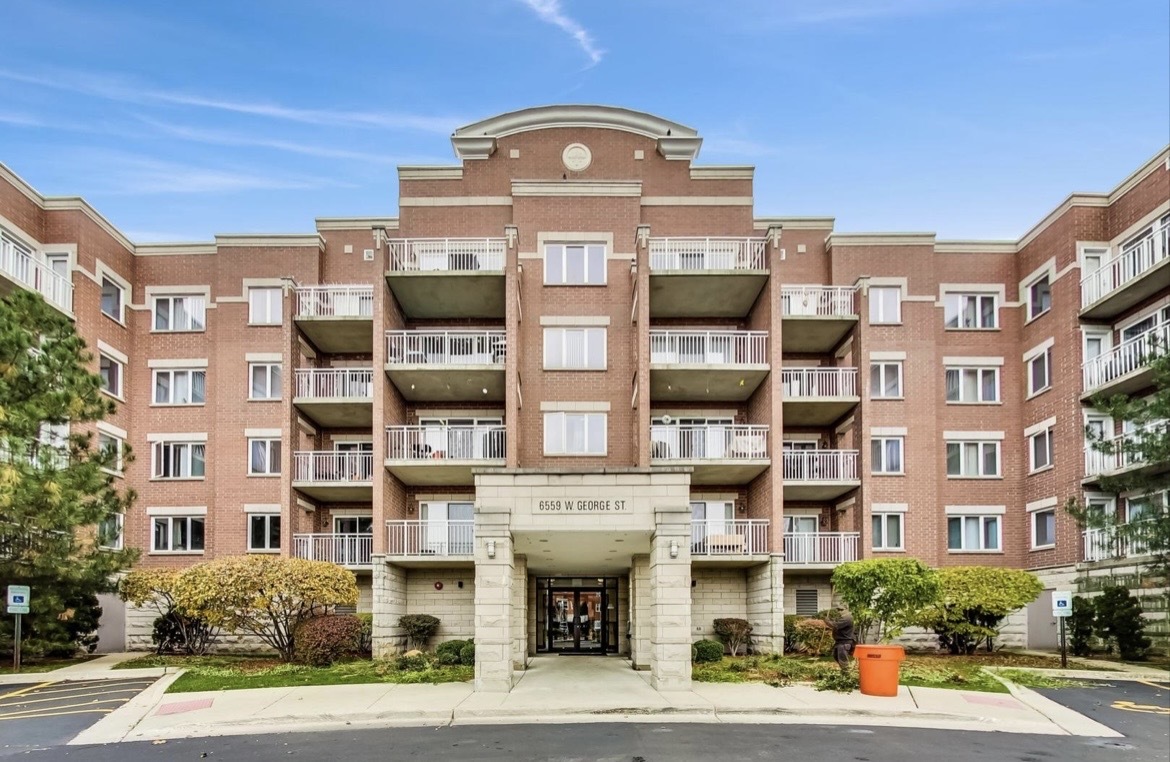 6559 W George Street Unit 403 — photo