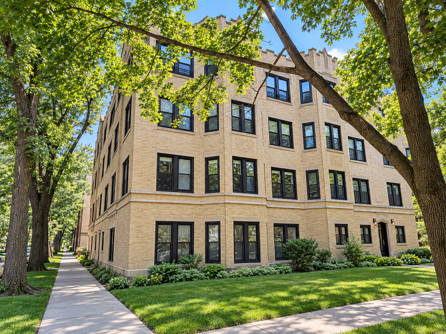 7078 N Wolcott Avenue Unit G — photo