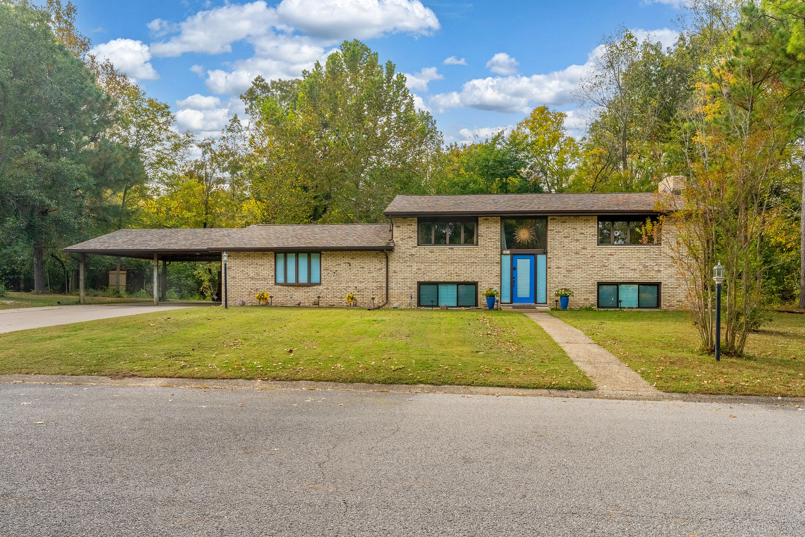47 Spring Arbor Drive — photo
