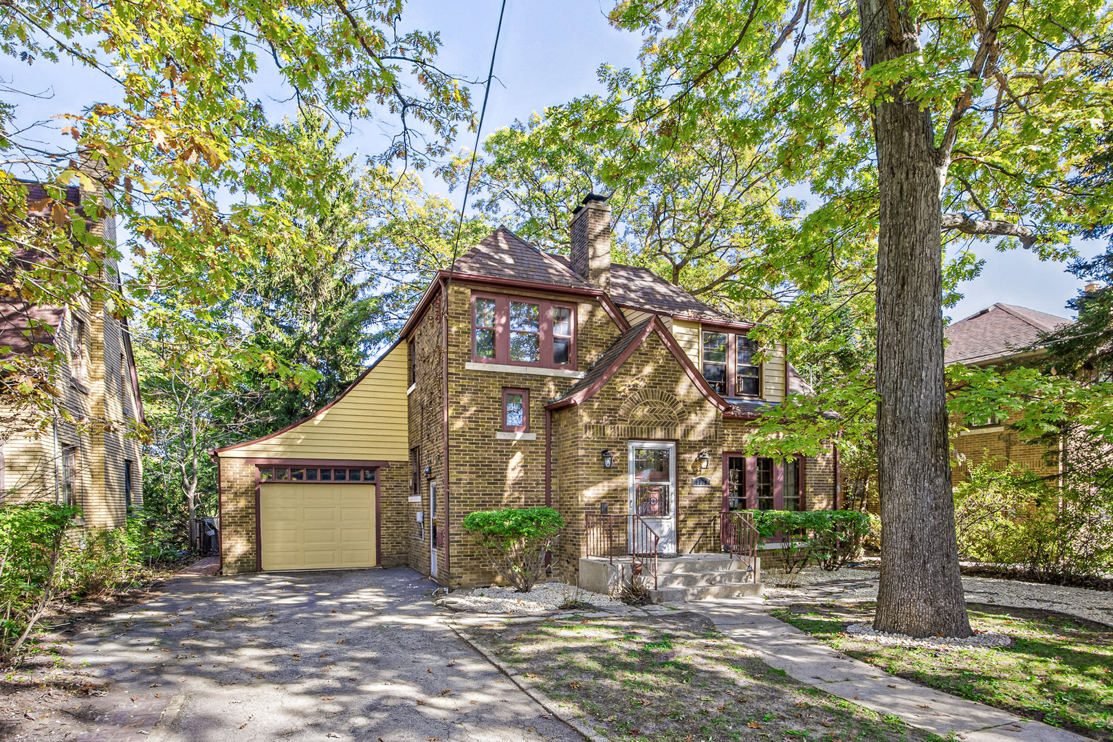 1006 Rogers Court — photo