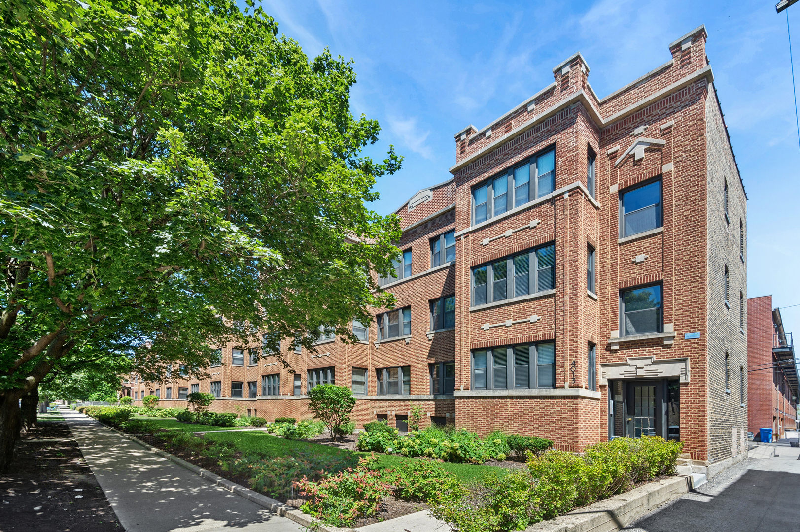4013 N Southport Avenue Unit 2 — photo
