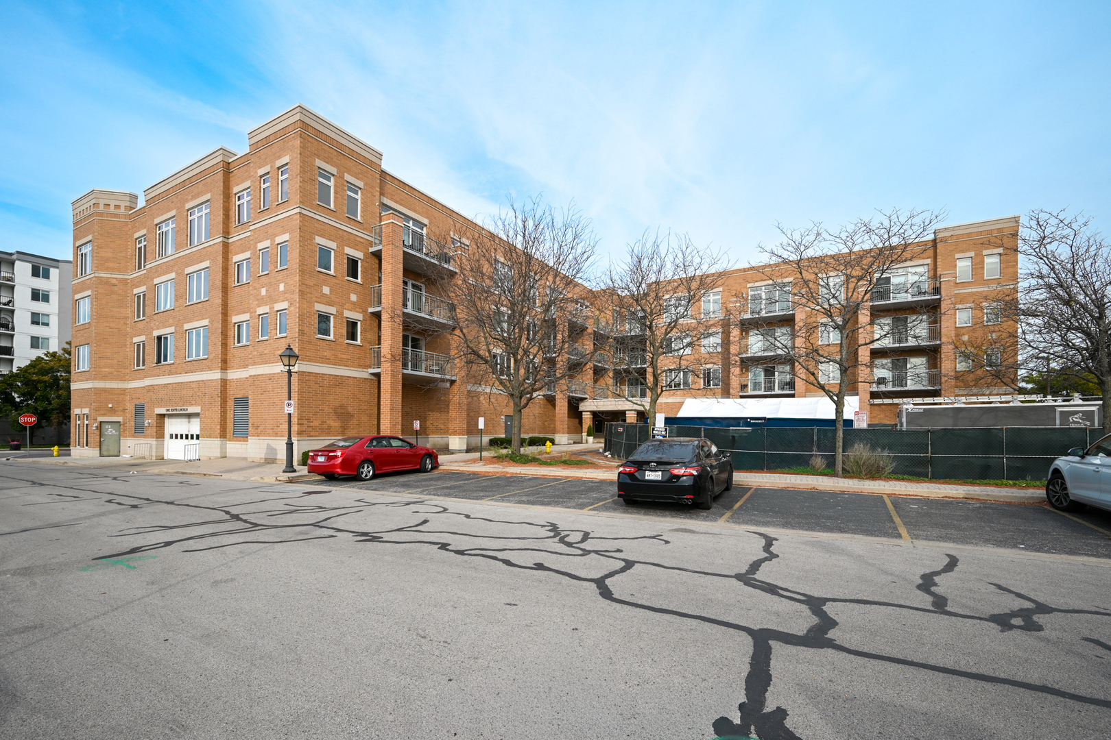 1 S Lincoln Avenue Unit 310 — photo