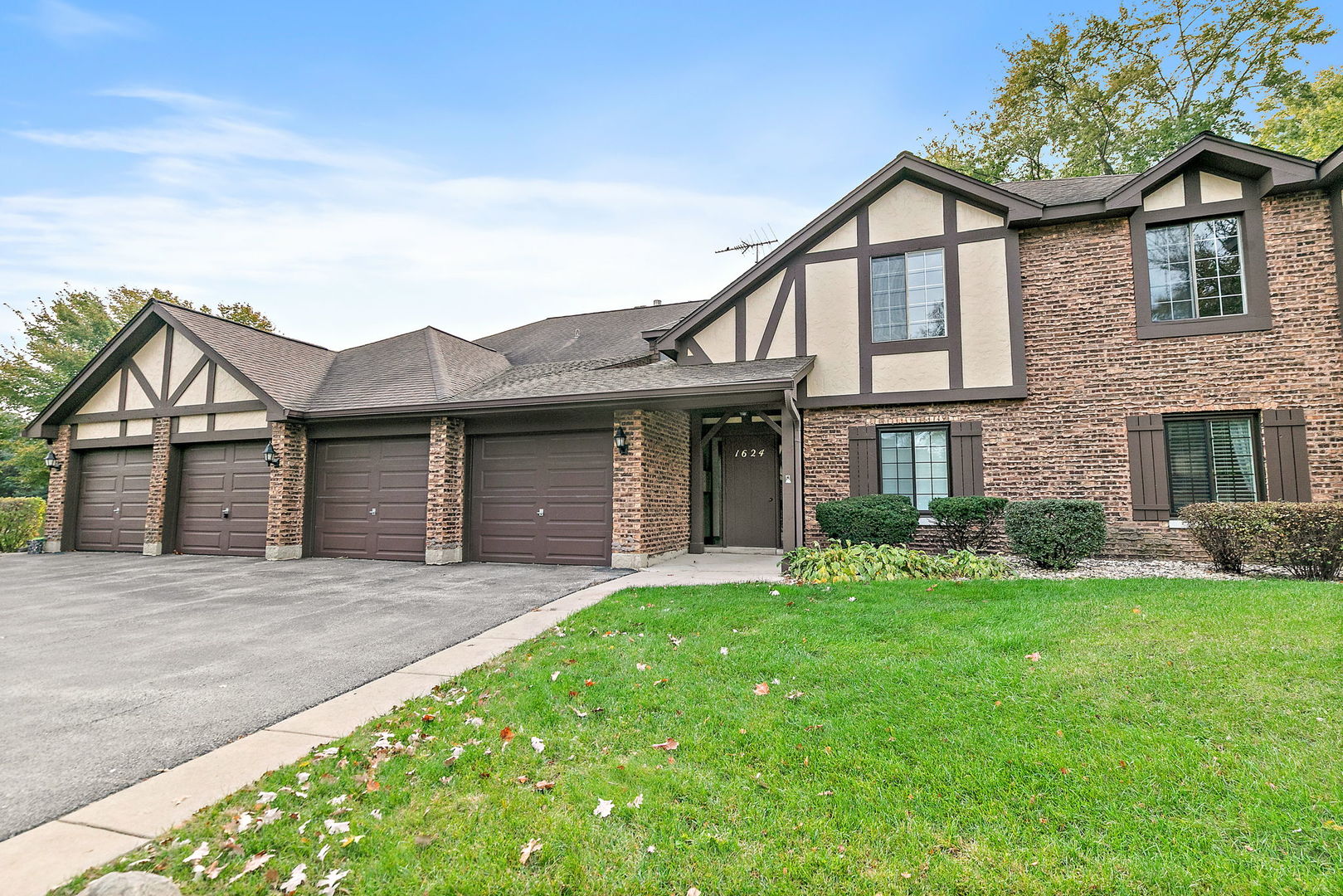 1624 Salisbury Court Unit C — photo