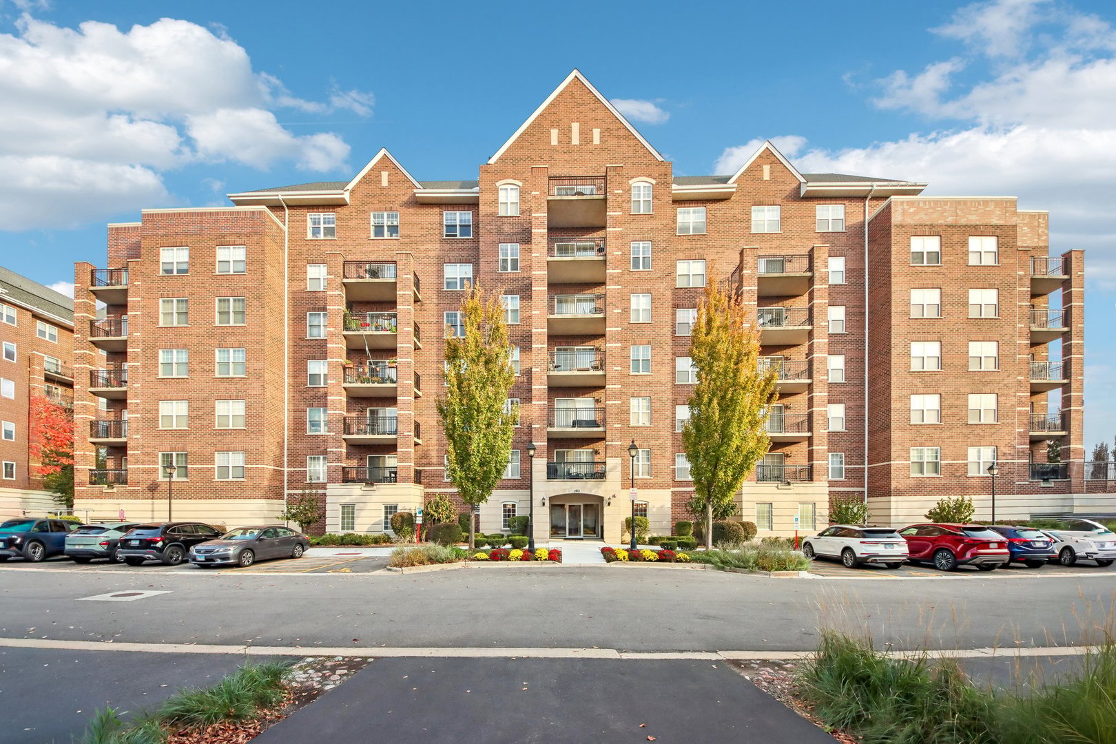 390 W Mahogany Court Unit 406 — photo
