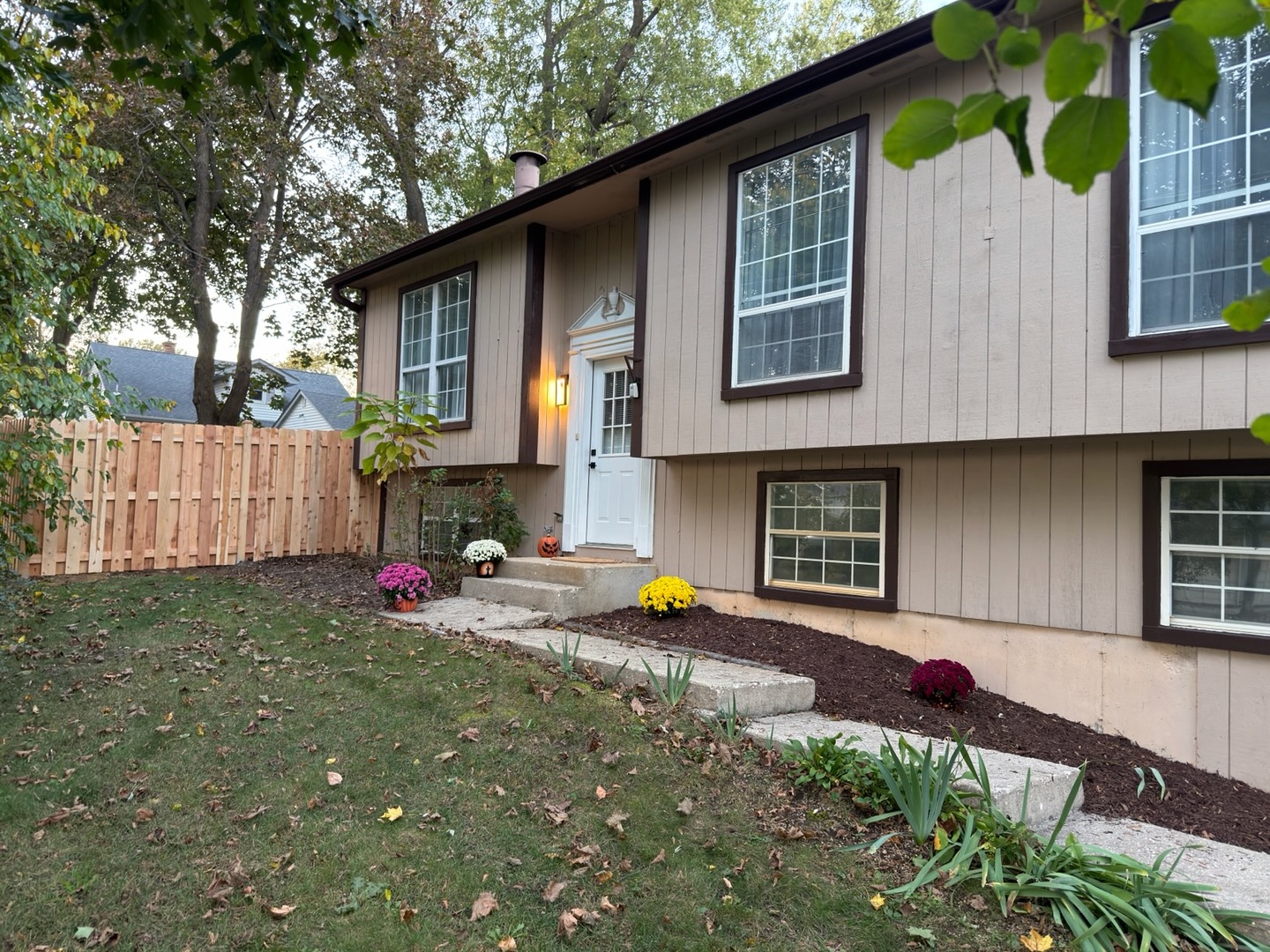 23726 N Overhill Drive — photo