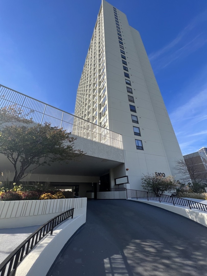 5100 N Marine Drive Unit 7H — photo
