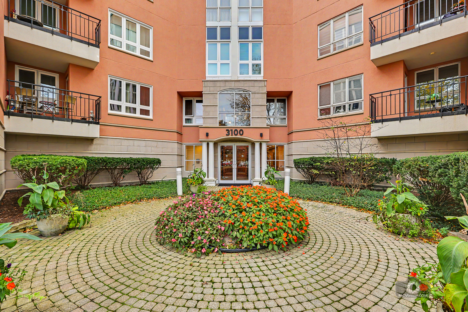 3100 Lexington Drive Unit 202 — photo