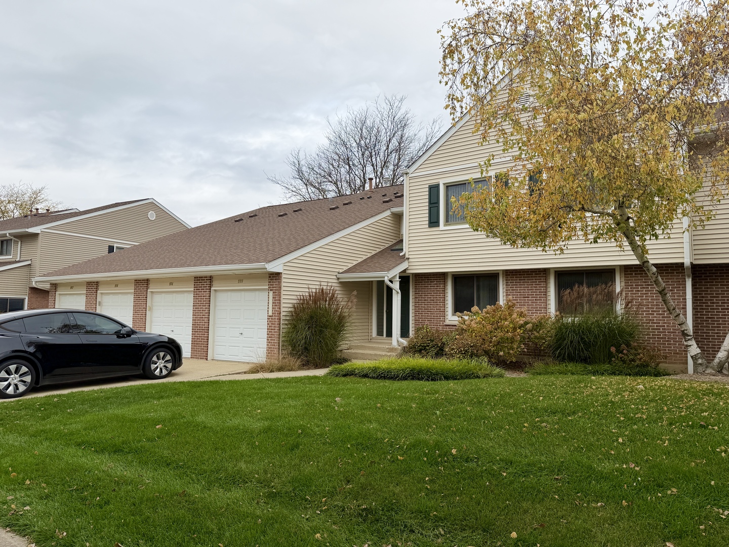 938 Hidden Lake Drive Unit 938 — photo