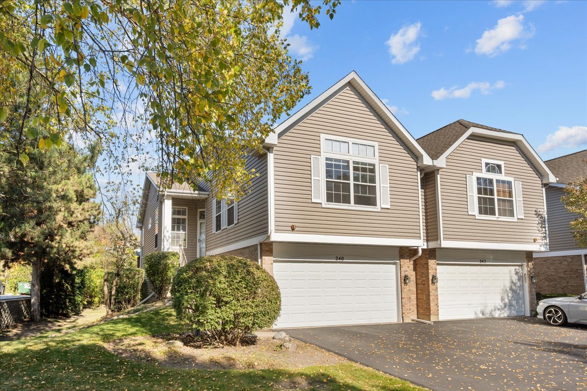 240 Prairie View Lane — photo