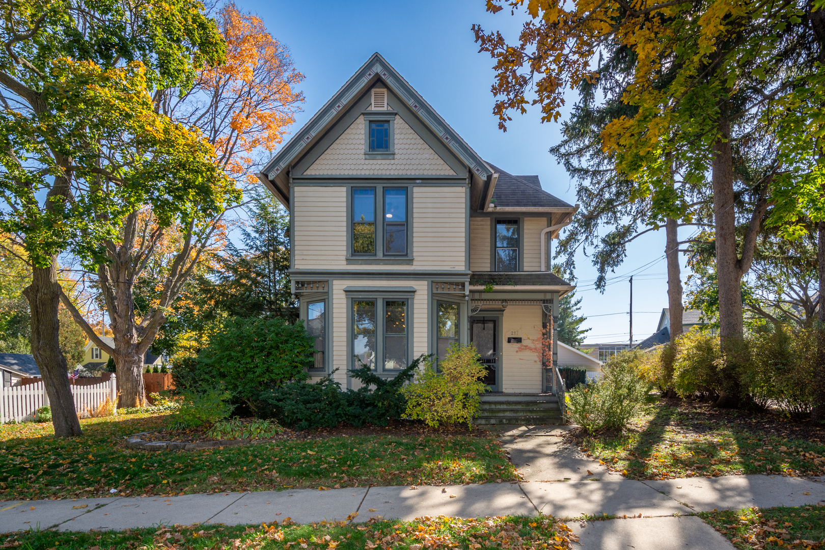 217 W Jefferson Street — photo
