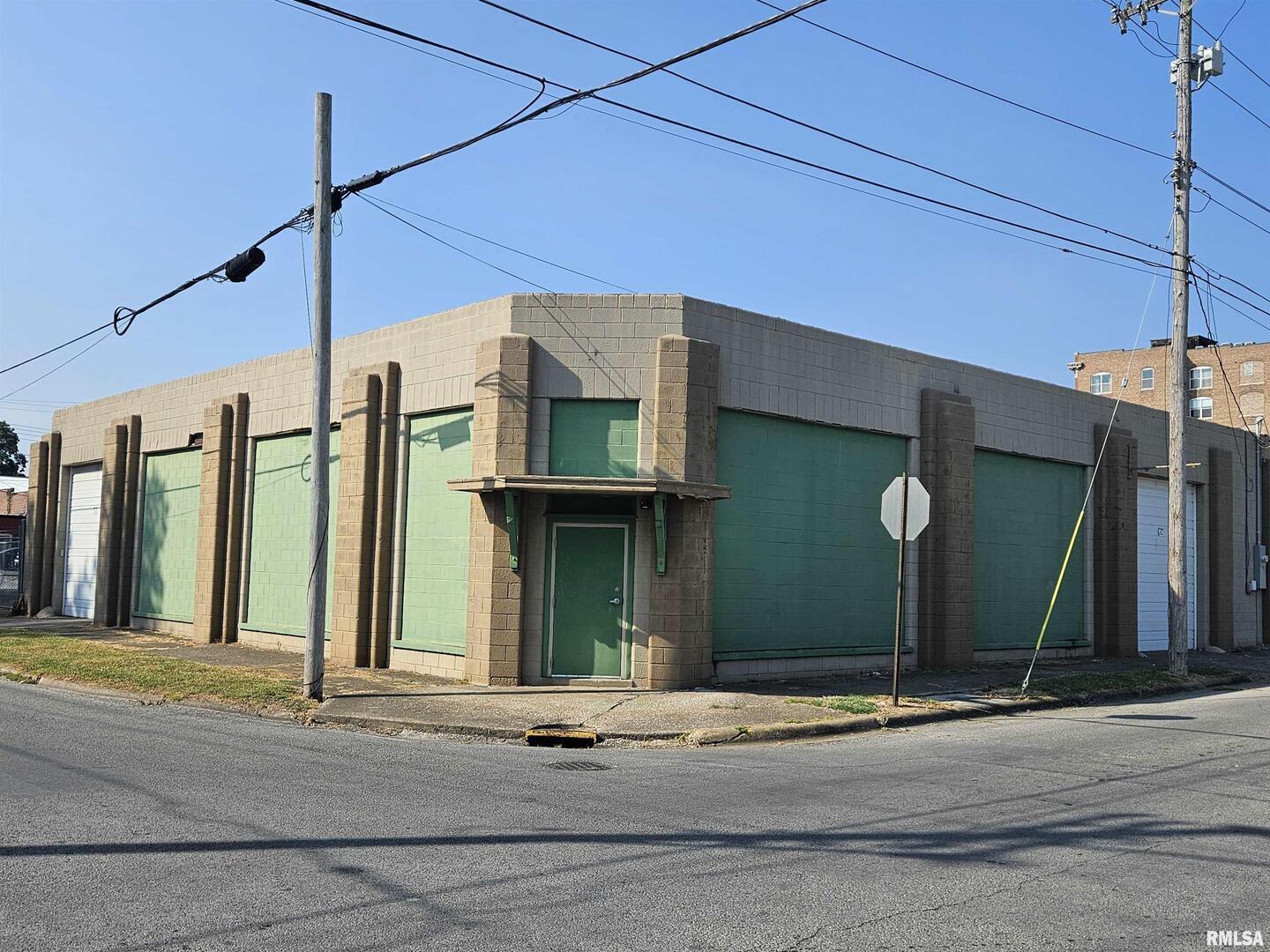 115 N Commercial Street — photo