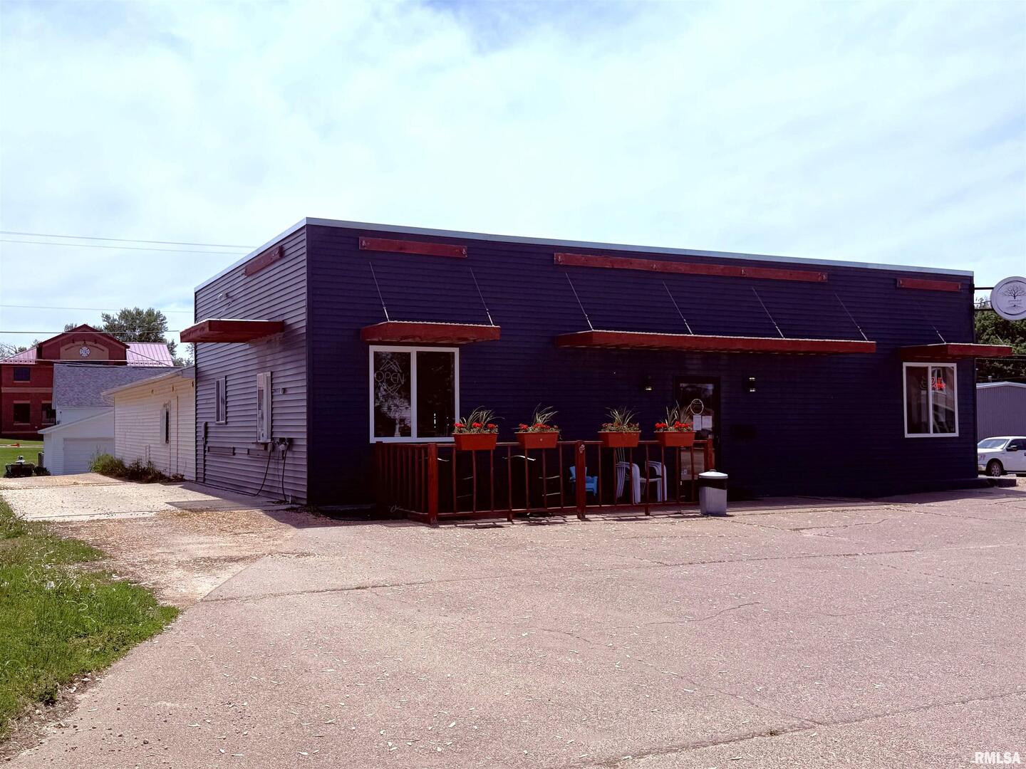 719 11th Street — photo
