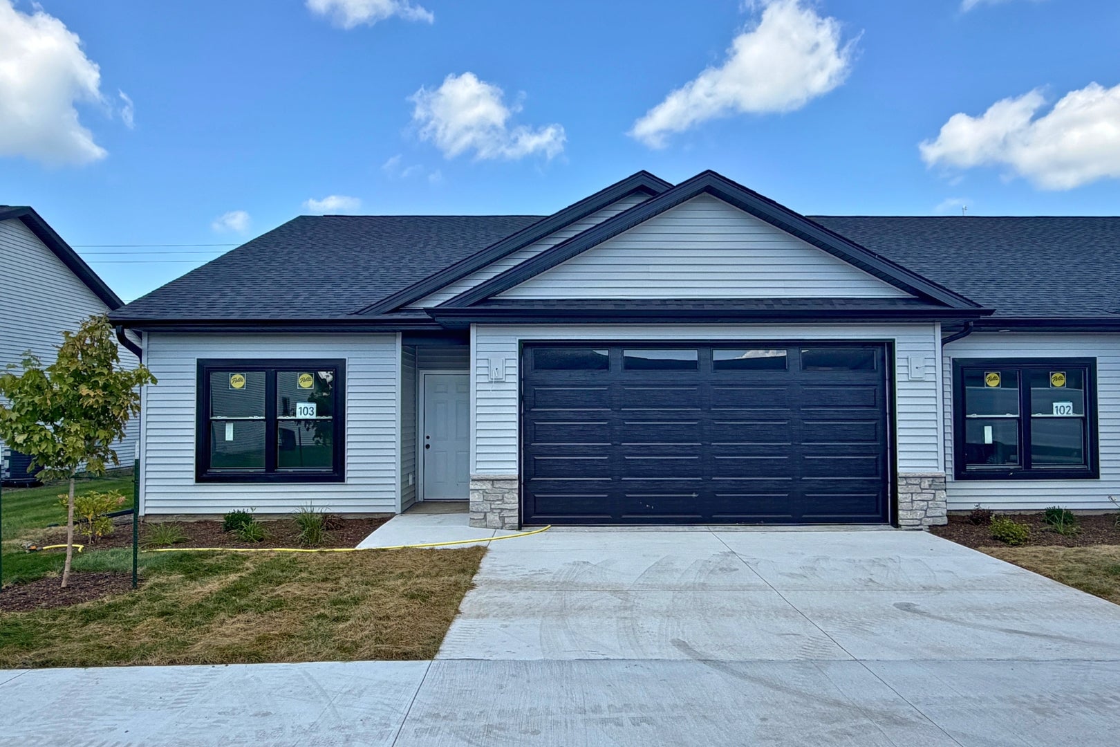 1704 Redbud Circle 103 — photo